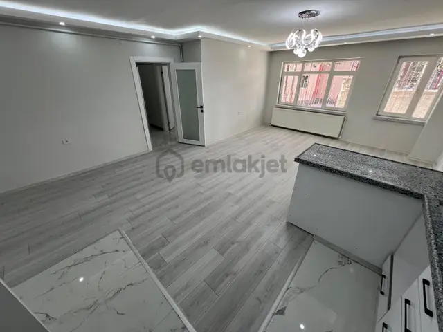 Etlik Mahallesi'nde Full+full Yapılı 2+1 Daire! 3