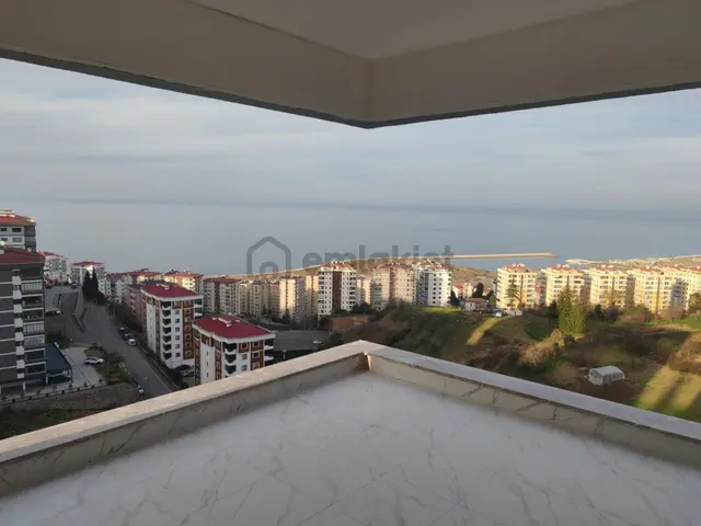 Trabzon Beşirli Asude Evlerinde Eşsiz Manzaralı Lüks 4+1 Daire 3