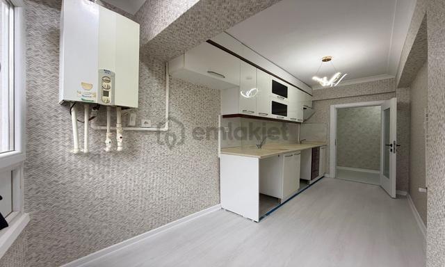 23 Nisan Mahallesi'nde Full+full Yapılı Katta 3+1 Daire! 5