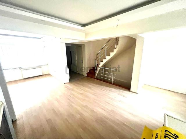 Seba'da Kemalpaşa Mh4+1 160m2 Kiralık 3.katlı Müstakilbahçeli Ev 5