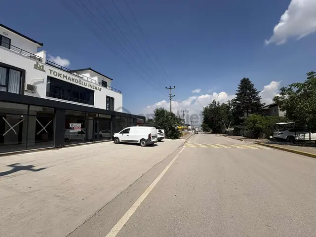 Kiralık Kartepe Fsm Mahallesin De 560 M2 Cadde Üzeri İş Yeri 2