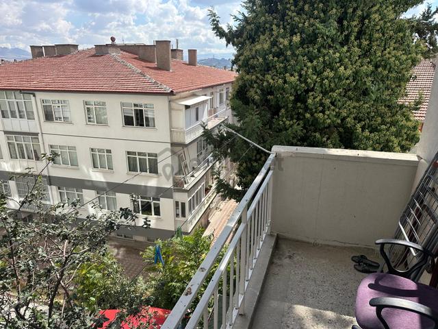 Aşağı Eğlence'de Full Yapılı Kat Konumunda 3+1 Daire! 4