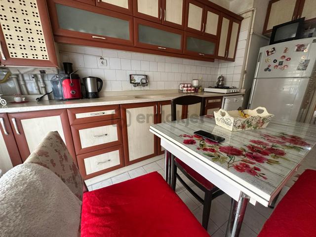 Aşağı Eğlence'de Full Yapılı Kat Konumunda 3+1 Daire! 2