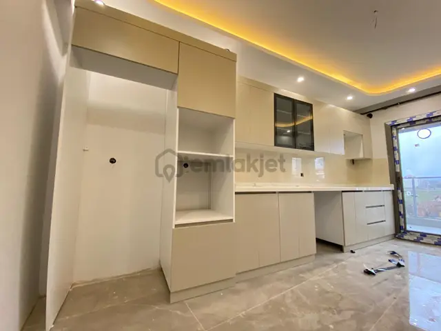 Muradiye Mahallesinde 3+1 Full Lüks Satılık Daire 3