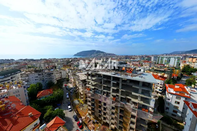 Alanya Merkez Güllerpınarı’nda Satılık 2+1 Deniz Manzaralı Daire 1