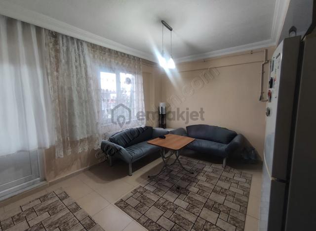 Üniversite'ye Yakın Tek Tapu Çift Apart 2+1 Ve 1+1 Fırsat 1