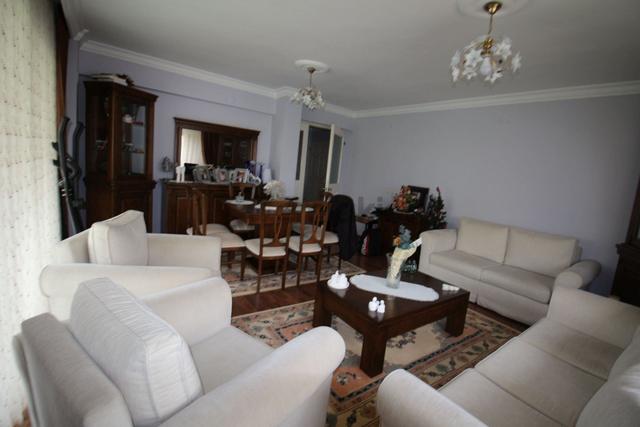 Vatan Mahallesi'nde, Bankacılar Sitesi'nde Satılık 3+1 Daire 5
