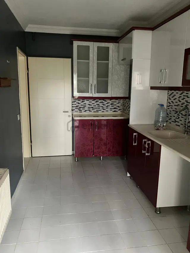 Manolya Sitesi’nde, Yüksek Giriş, Bakımlı 2+1 Kiralık Daire 2