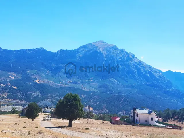 Kar Emlaktan Enikonacık Bozkırlı Mevkiinde 400 M2 Satılık Arsa 1