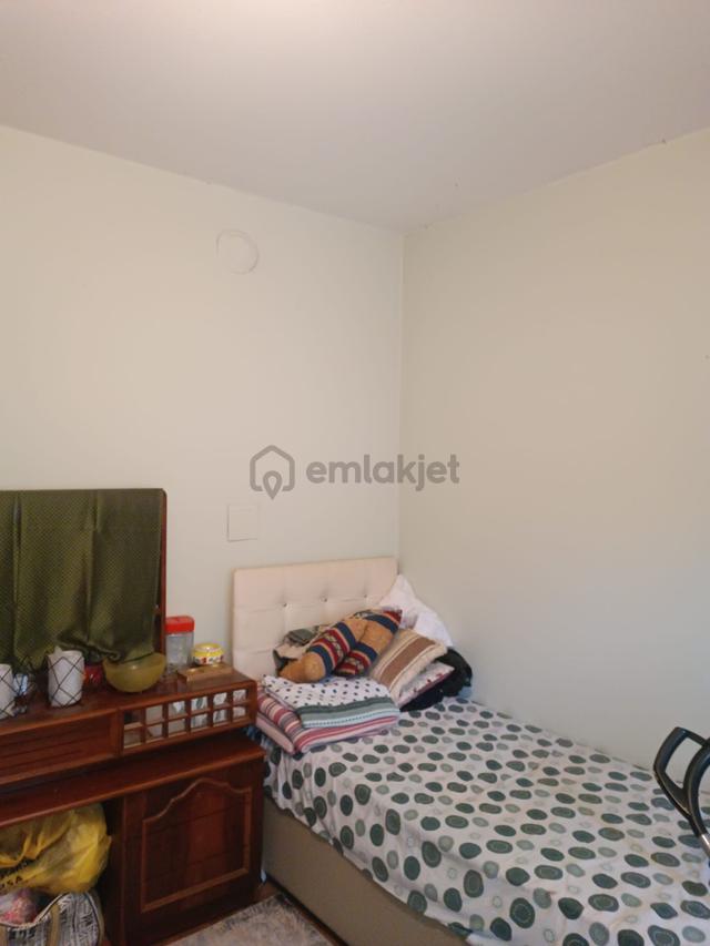 Osmangazi Namıkkemal Mahallesinde Ara Kat 2. Kat 110m2 Daire 5