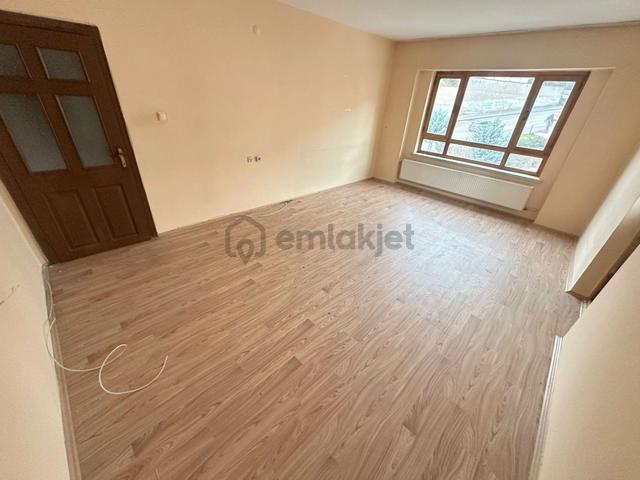 Şafak'tan İncirli'de Cadde Üzeri 3+1 Bağımsız Orta Kat Ön Cephe 5