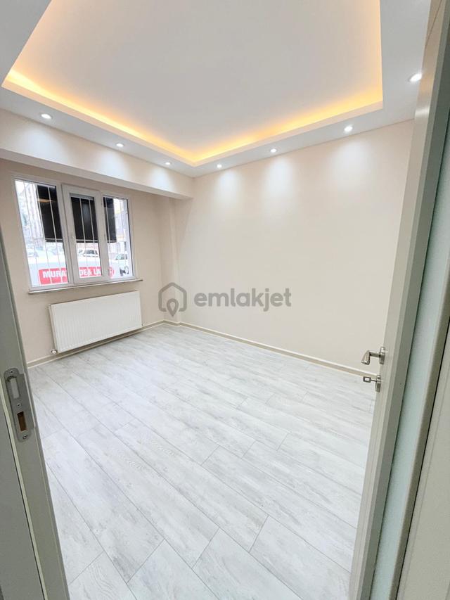 🏡mutlu Mahallesi 🏡 ✅2+1 100 M2 5 Katlının Zemin Katı ❇️full Tadilatlı Özelikli Bahçeli 3