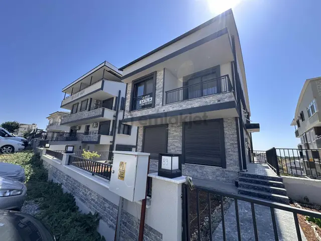 Hisar Mahallesinde 3+1 Ön Cephe Geniş Teras Balkonlu Sıfır Daire 1