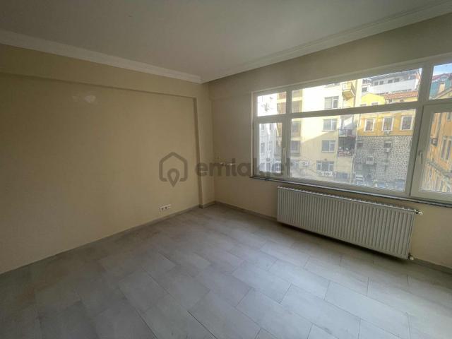 Meydan Uzun Sokak'ta Satılık 4+1 Masrafsız Daire 5