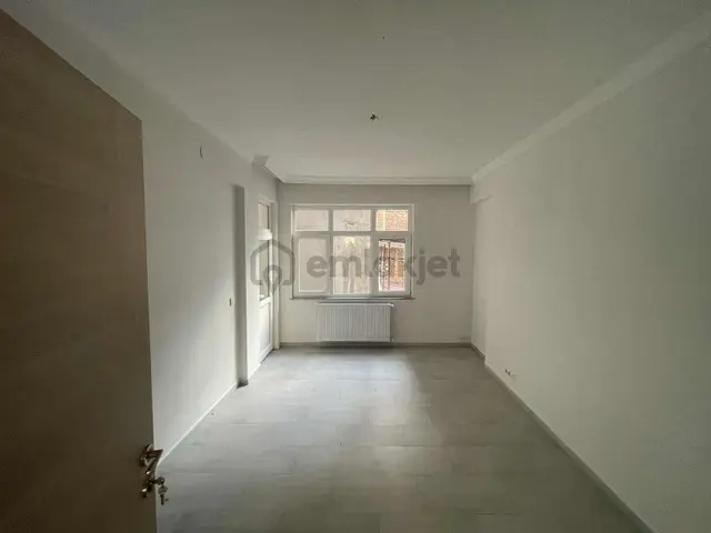 Meydan Uzun Sokak'ta Satılık 4+1 Masrafsız Daire 1
