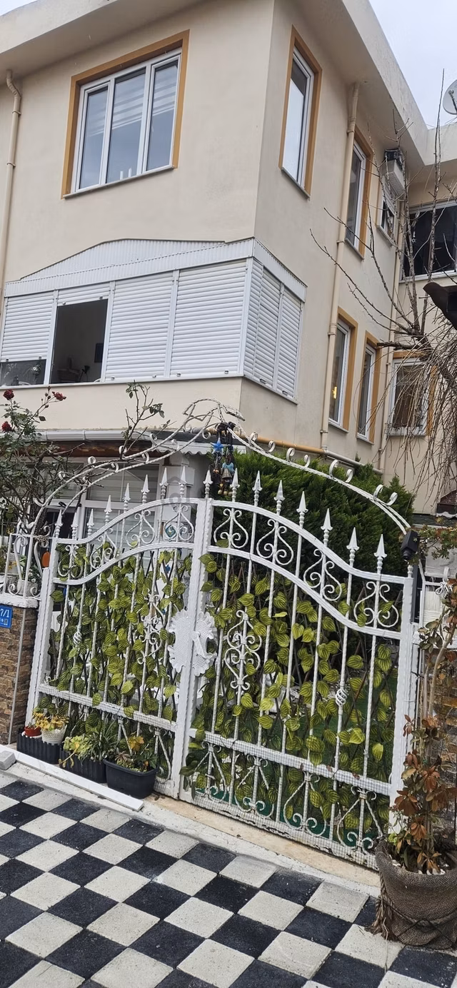 Mefeyapıdan Değirmenaltında Satılık Muhteşem Konumda Müstakil Ev 2