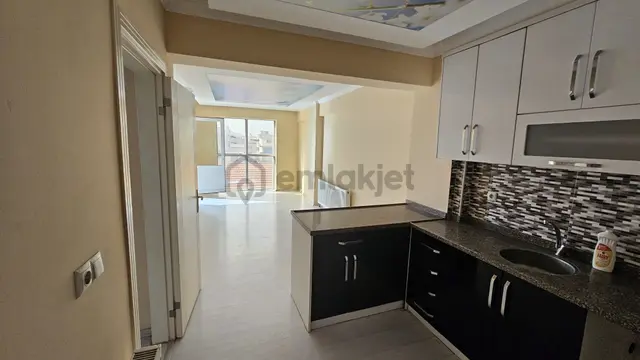 Yuvam Gayrimenkul'den Salihli Beş Eylül Mah. Kiralık 1+1 Daire 4