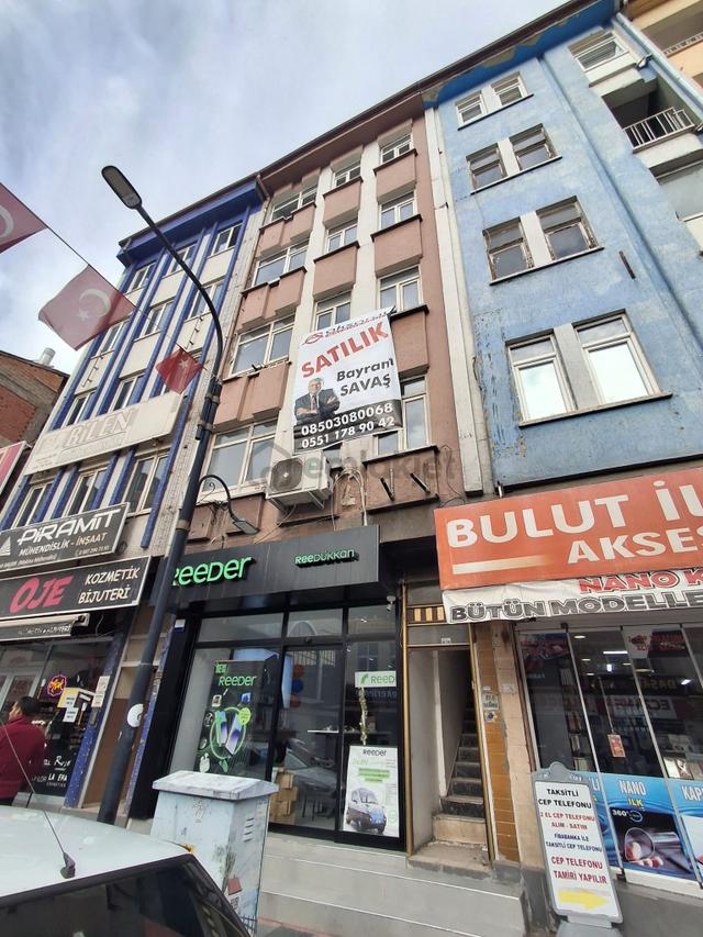 Aksaray'ın Kalbinde Hamidiye Mahallesinde Satılık 5 Katlı Komple Bina 5