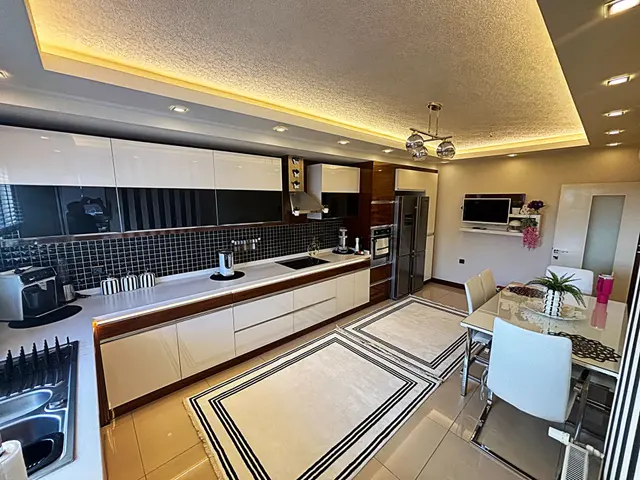 Full Donanımlı Elit Ve Prestijli Site İçi Arakat 3+1 2