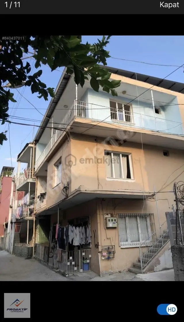 Sümer Mah. Sümer Taksi Civarı. 3 Katlı 5