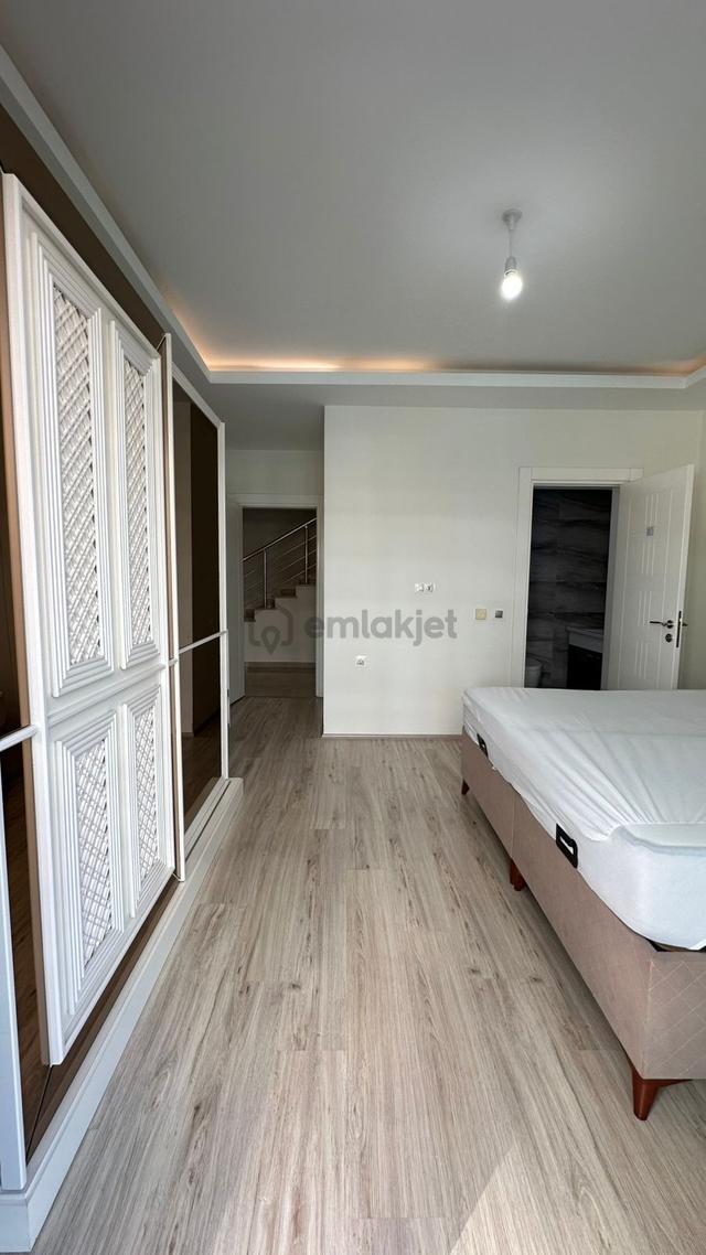 Alanya / Mahmutlar Lumos Satılık 3+1 Dubleks 205 M2 4