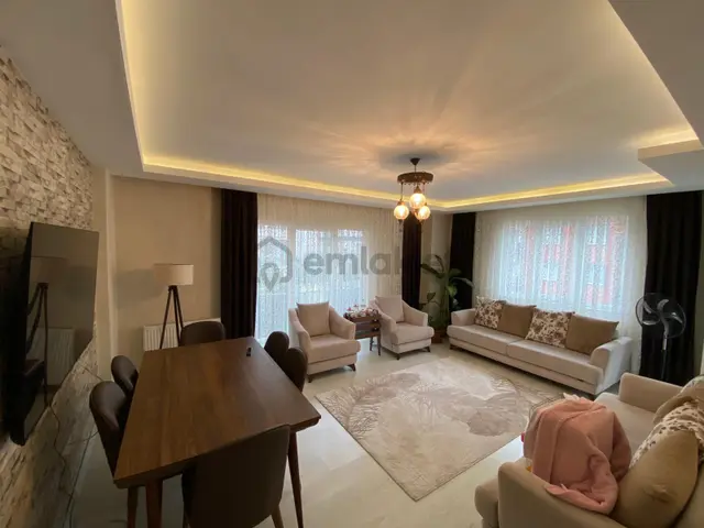 Çayırova Şekerpınarda Gold City Evlerinde Geniş 3+1 Fırsat Satılık Daire 2
