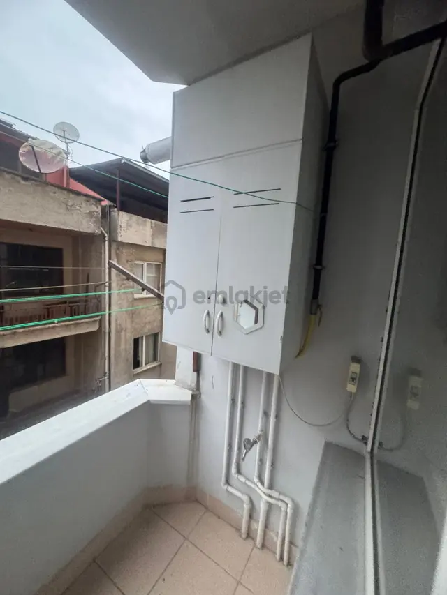 İnanç Emlaktan Hacısiyam Mahallesi İnönü Caddesinde 2+1 Kiralık Daireler 5