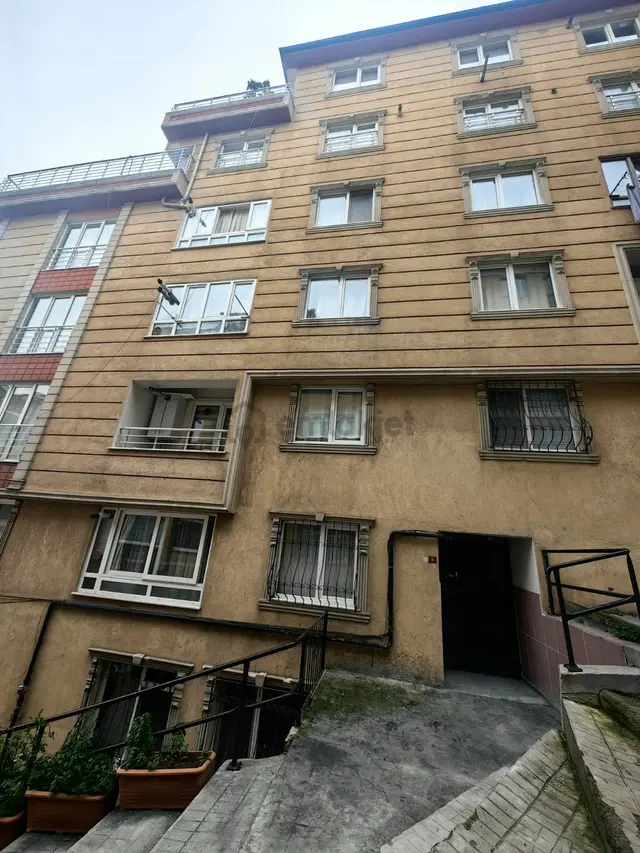 Beyoğlu Sütlüce – Haliç Manzaralı 2+1 Yatırımlık Daire 2