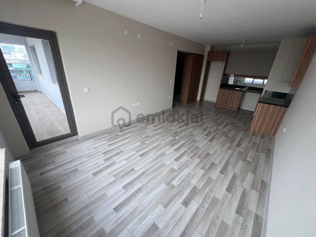 Eryaman Yeşilova Mah. Bulvar Cephe Site İçi 2+1 Sıfır Satılık Daire 4