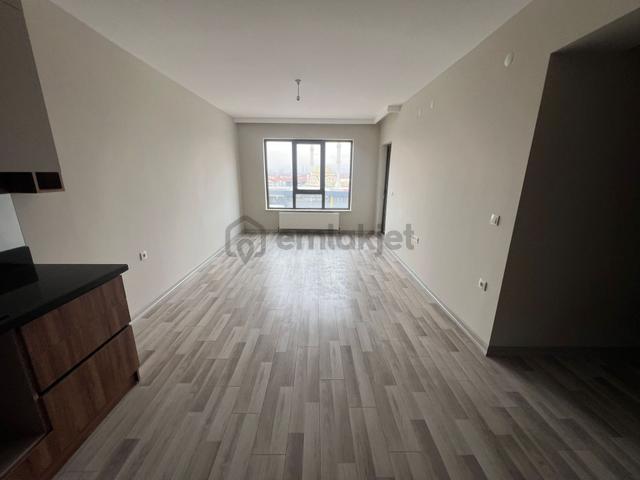 Eryaman Yeşilova Mah. Bulvar Cephe Site İçi 2+1 Sıfır Satılık Daire 5