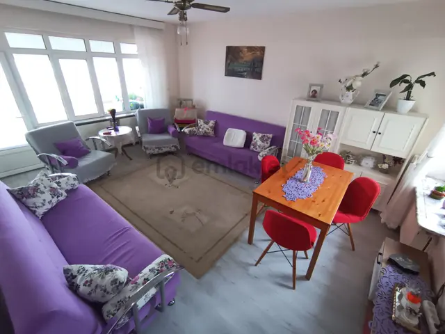 Engindeniz Emlak'tan Satılık Beton Yol Mevkinde 3+1 Daire 3