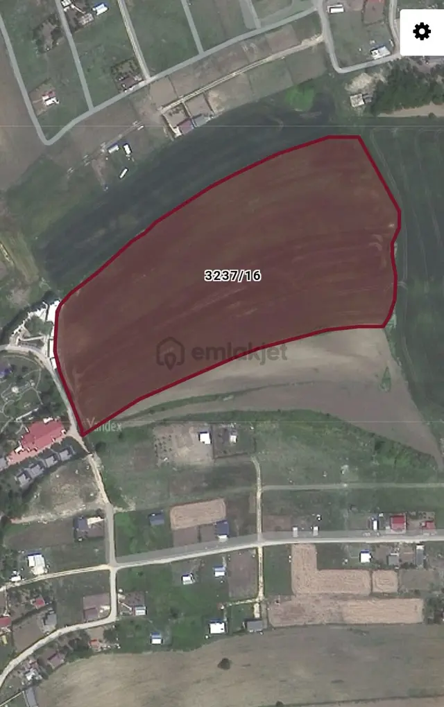 Necati Kurt Remax/ Silivri Akören'de Satılık Yatırımlık Arazi 3