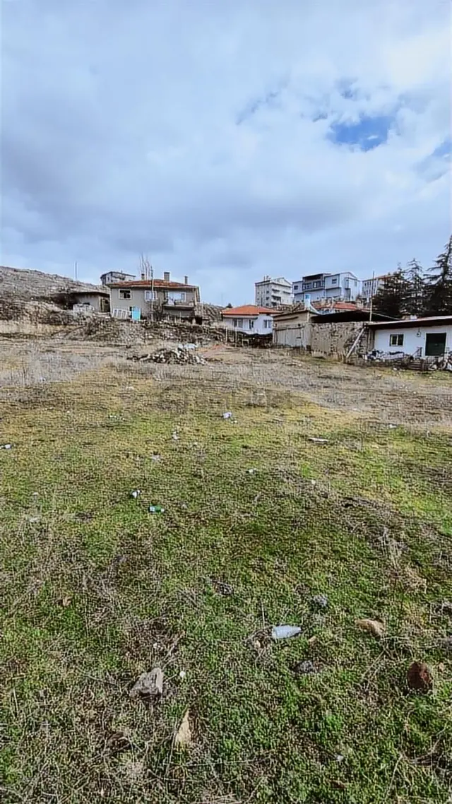 Söğüt Emlak'tan Toki Yol Üzerinde 641 M2 Arsa 3