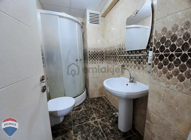 Remax Mavi-kemalpaşa Kampüslife Sitesi Arakat Asansörlü2+1apart 4