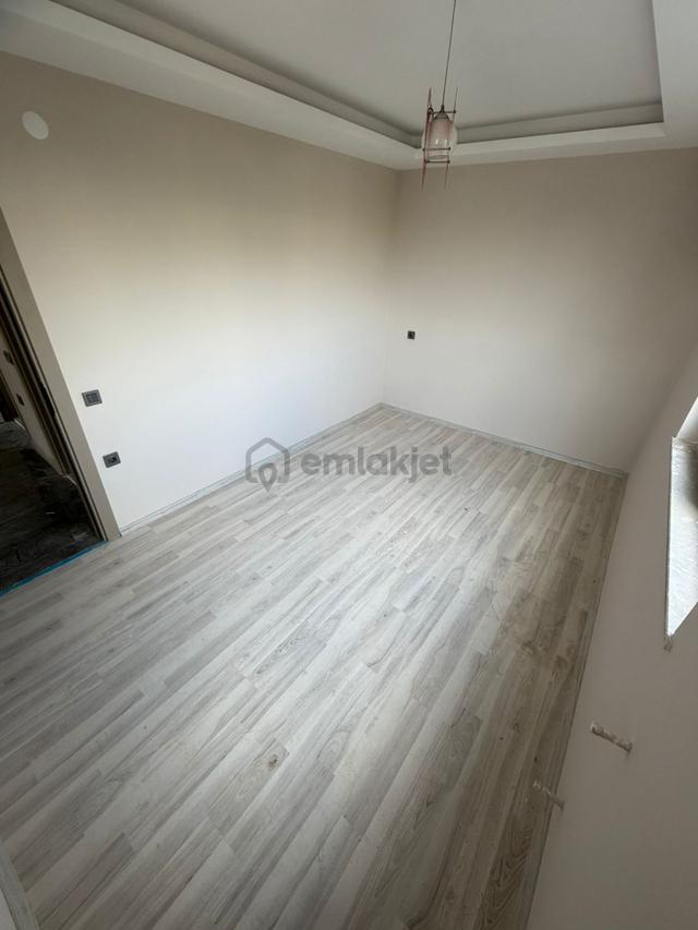 Varsak Esentepe Mahallesi Büyütmeli Sıfır Yüksek Giriş Daire 4