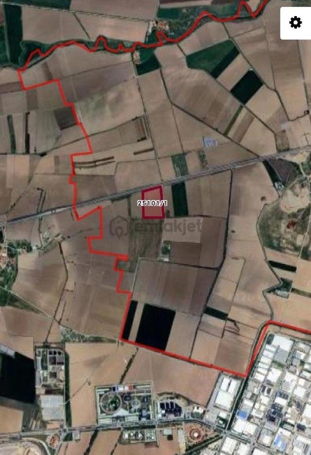 Eskişehir Odunpazarında Ana Yola Cephe Çok Değerli,yatırımcıya Uygun Satılık Tarla Hissesi 3