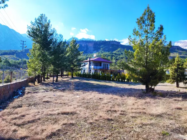 Kar Emlaktan Akçatekir Alpaslanda 370 M2 Satılık Arsa 2