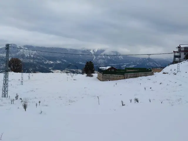 Kar Emlaktan Yenikonacık Bozkırlı Mevkiinde 400 M2 Satılık Arsa 5
