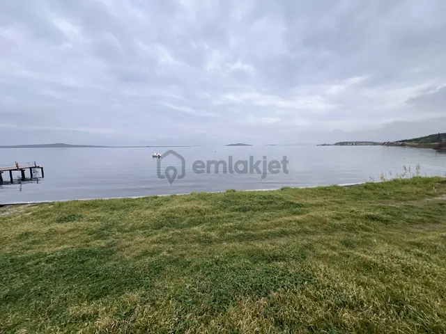 Balıkesir Ayvalık Cunda Da Satılık Muhtesem Villa.denize Sıfır. 2