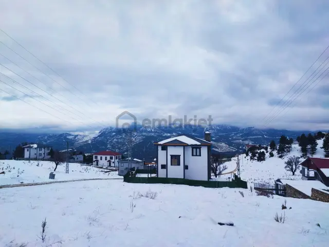 Kar Emlaktan Yenikonacık Bozkırlı Mevkiinde 420 M2 Satılık Arsa 5