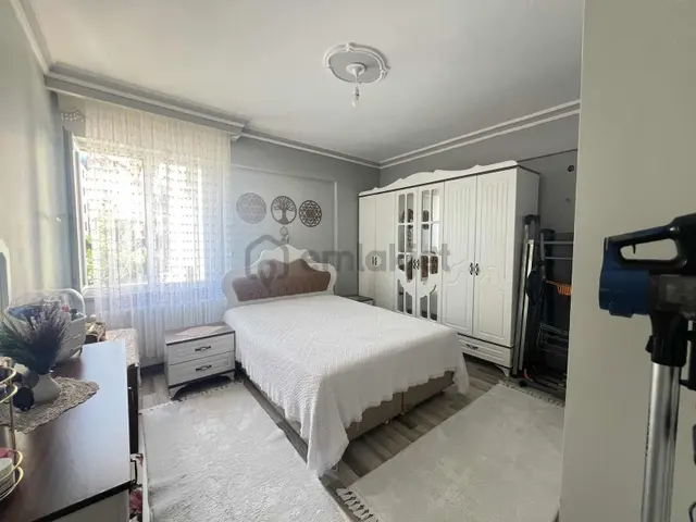 Ulaş Gayrimenkulden Şehir Merkezinde Otoparklı 3+1 Satılık Daire 4