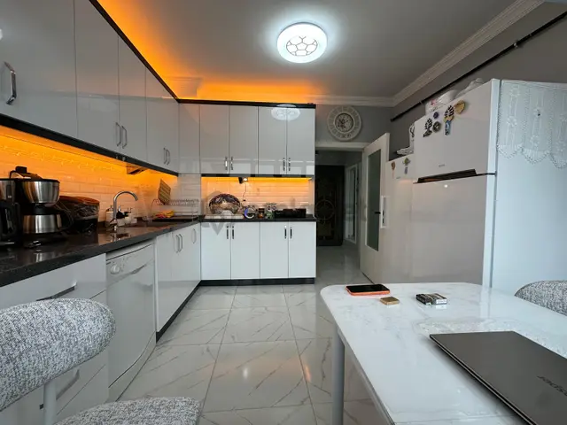 Genereal Tevfik Sağlam Caddesinde Lüx Yapılı Yapılı Ara Kat 3+1 5