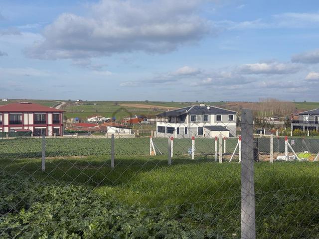 Güven'den Altın Değerin'de Kupon Arazi 255m² Yola Cephe Parsell 5