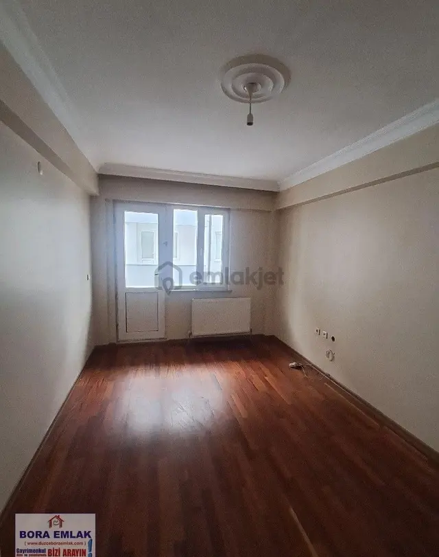 -düzce Uzunmustafa Mh Kiralık 3+1 Arakat Daire 3