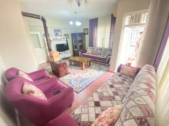 Prestij'den Mithatpaşa'da Geniş Oturumlu Temiz 3+1 Daire 1