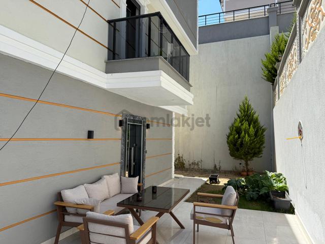 Didim'de Denize 450m | 5+1 Fırsat Müstakil Tripleks Villa 5