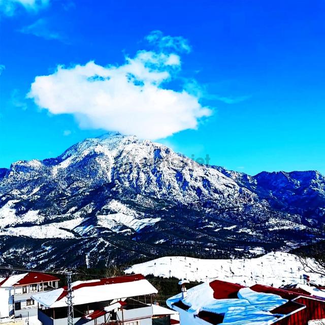 Kar Emlaktan Yenikonacık Bozkırlı Mevkiinde 425 M2 Satılık Arsa 4