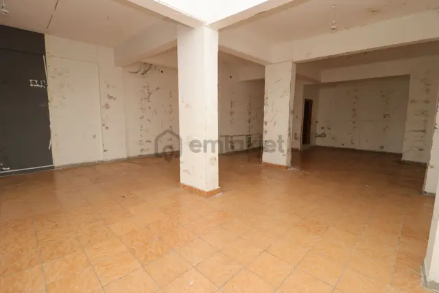 Akif'ten Topçu'da Cadde Üzeri 90 Metre Kare Kiralık Dükkan/depo 3