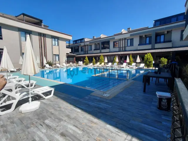 Hayalinizdeki Yaşam: Karasu'da Güvenlikli Sitede 2+1 Lüks Villa 4