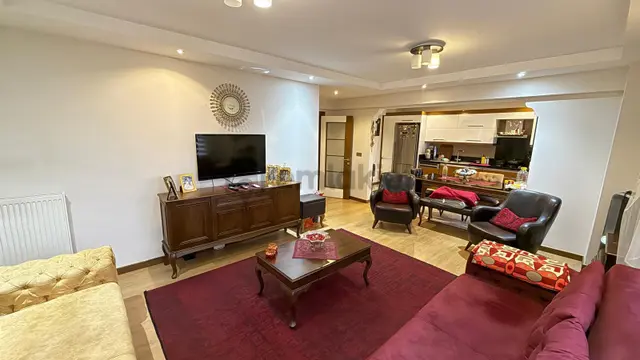 🏡cumhuriyet Mahallesi 🏡site İçi ✅3+1 125m2 11 Katlının 2 Katı ❇️fuul Özelikli Petek Kombili 1